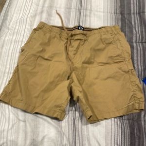 Gap shorts